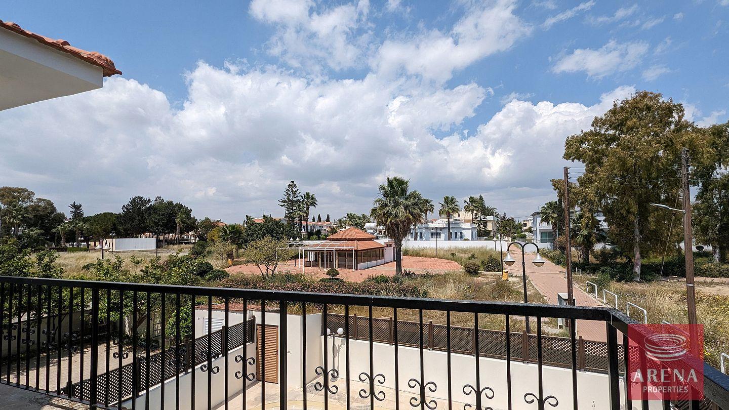 24-VILLA-IN-PYLA-6947