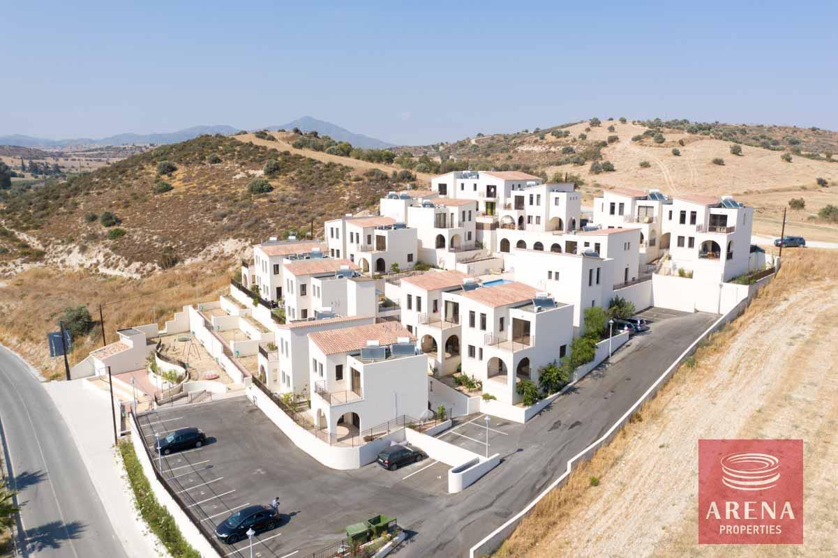 24-townhouse-in-Alaminos-6066-1