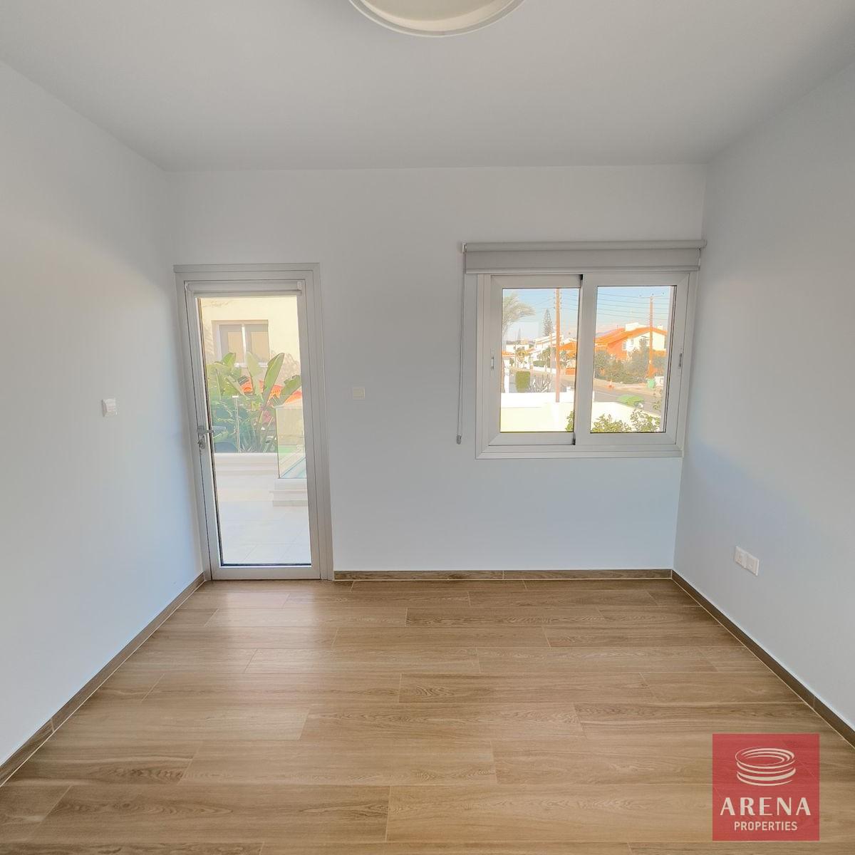 24-villa-in-ayia-napa-7876-1