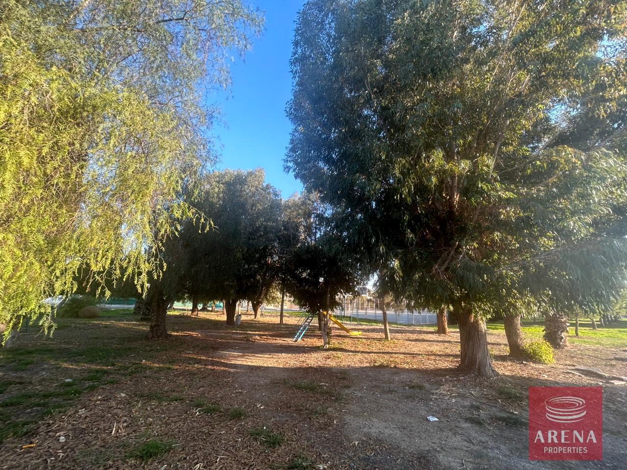 25-3-BED-HOUSE-IN-KRASA-7678