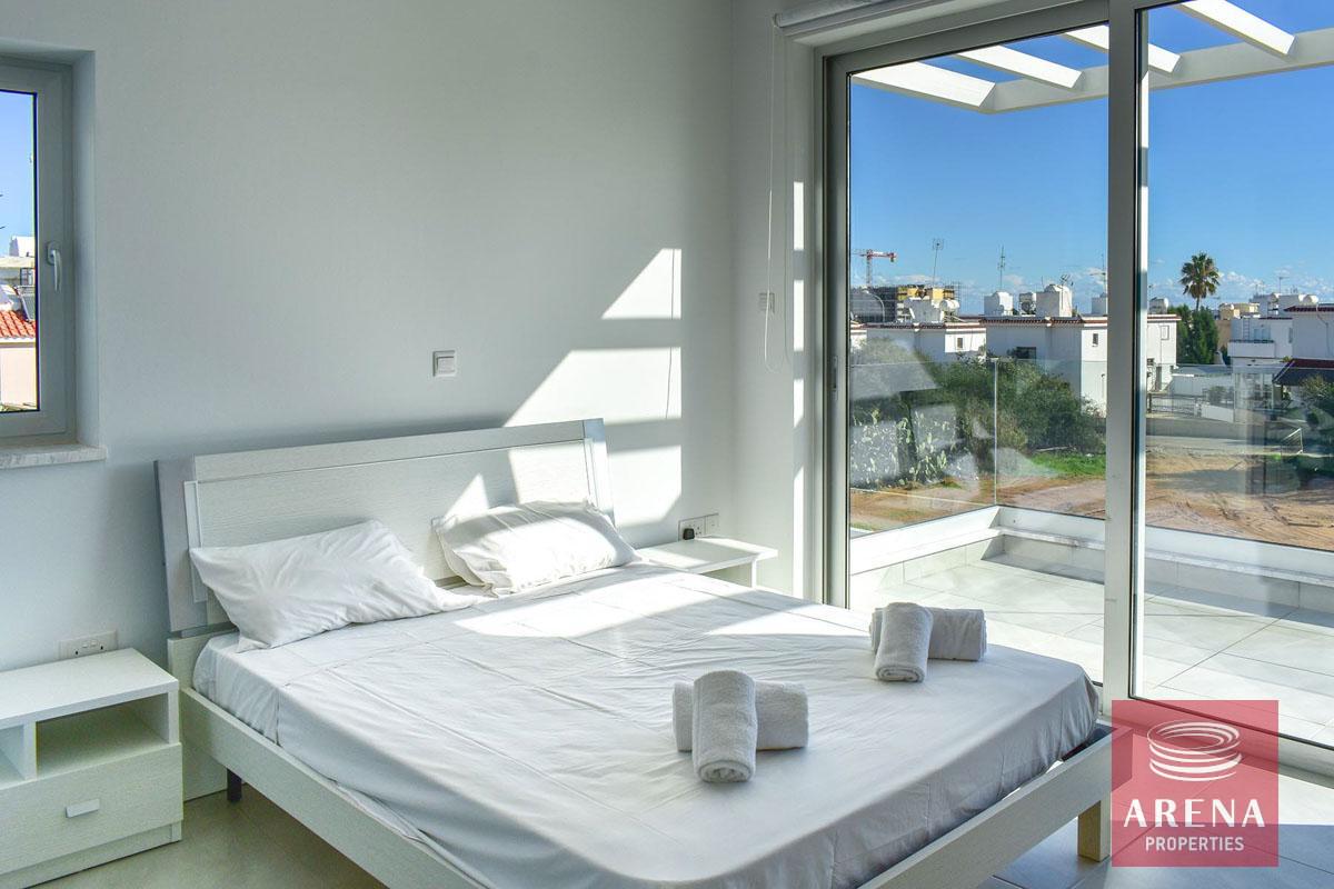 25-3-BED-VILLA-IN-PROTARAS-7271-1