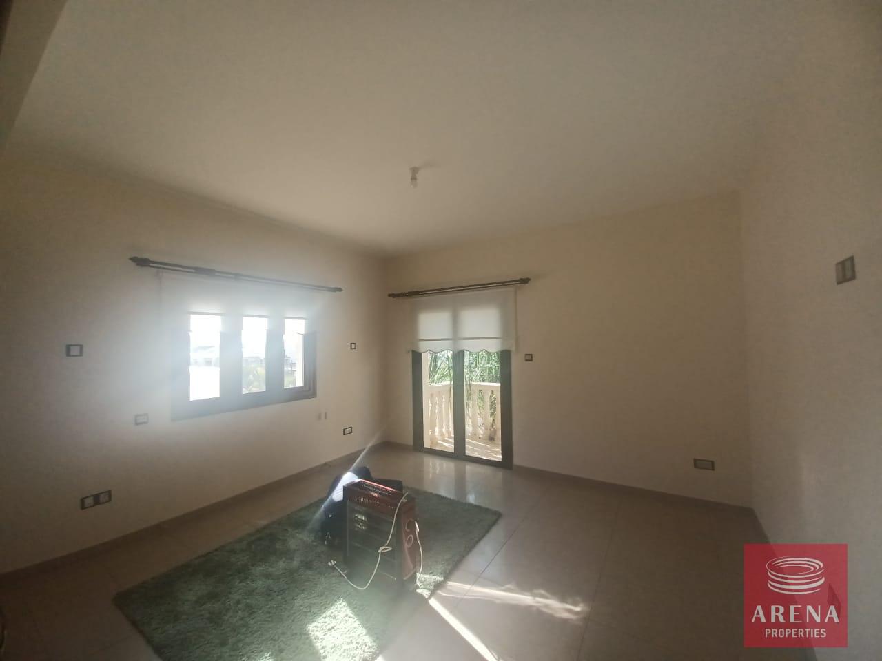 25-3-BED-VILLA-VRYSOULLES-9128