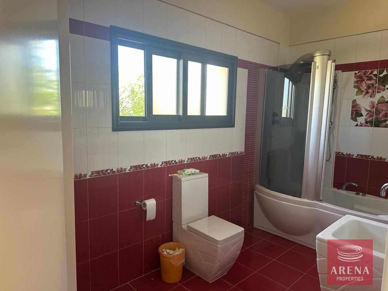 25-3-bed-villa-inFrenaros-7948-1