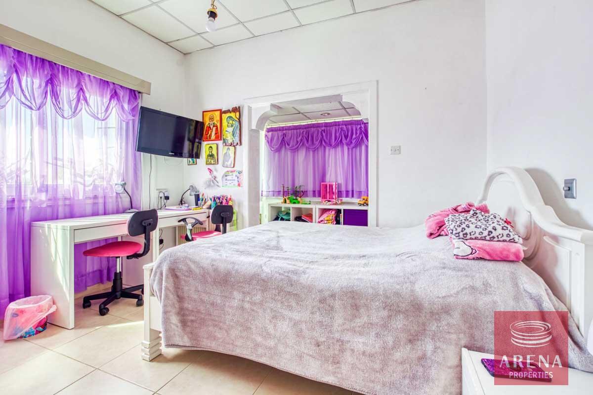 25-4-BED-VILLA-IN-PARALIMNI-6092-2