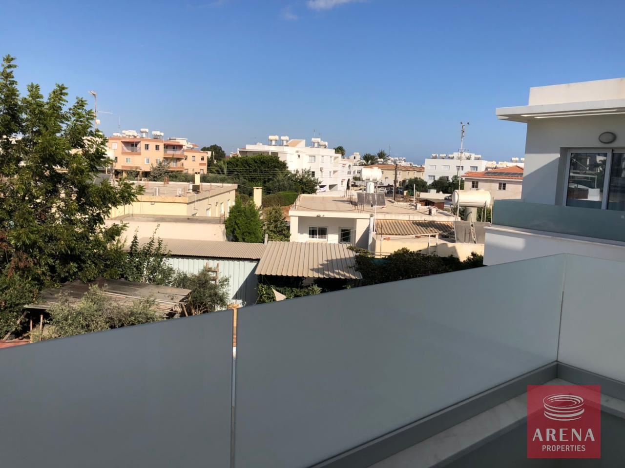 25-4-BED-VILLA-IN-PARALIMNI-7728-2