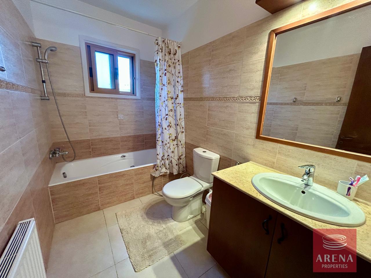 25-4-BED-VILLA-PERVOLIA-8659