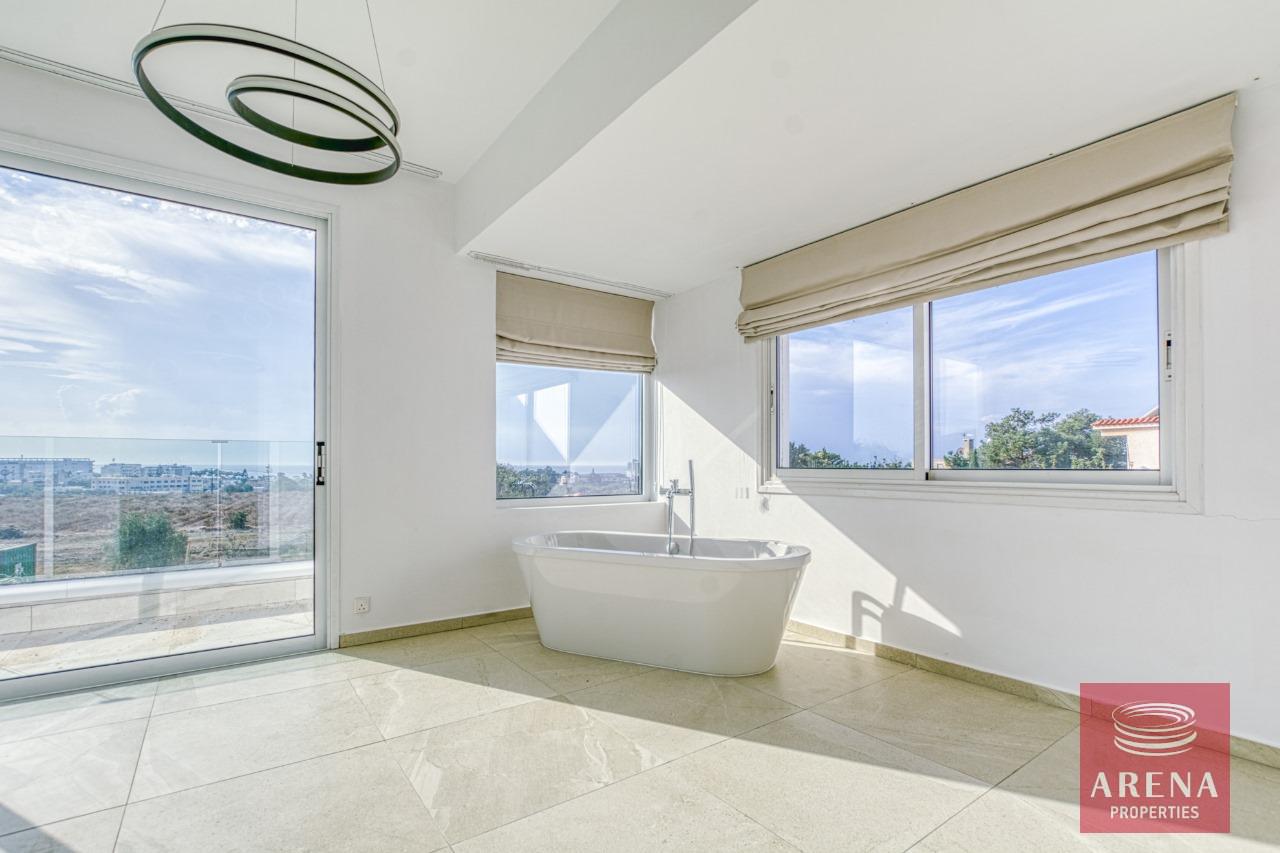 25-7-BED-VILLA-AYIA-NAPA-8418