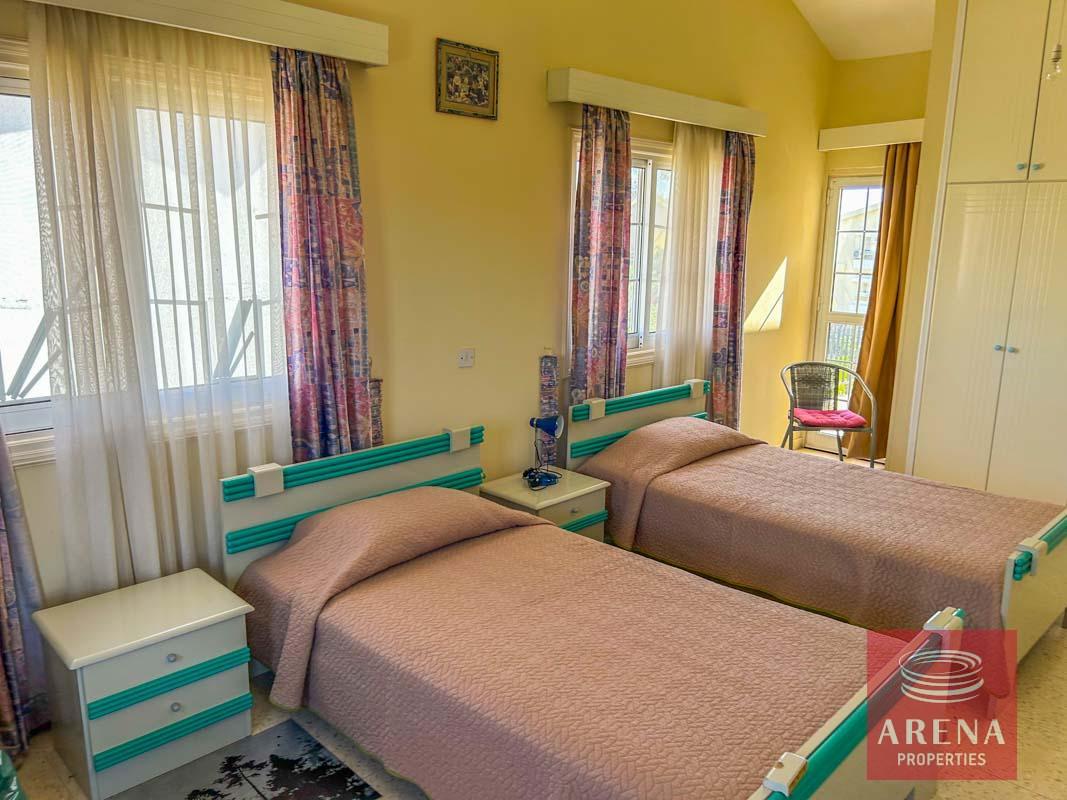 25-HOUSE-IN-DEKELIA-7466