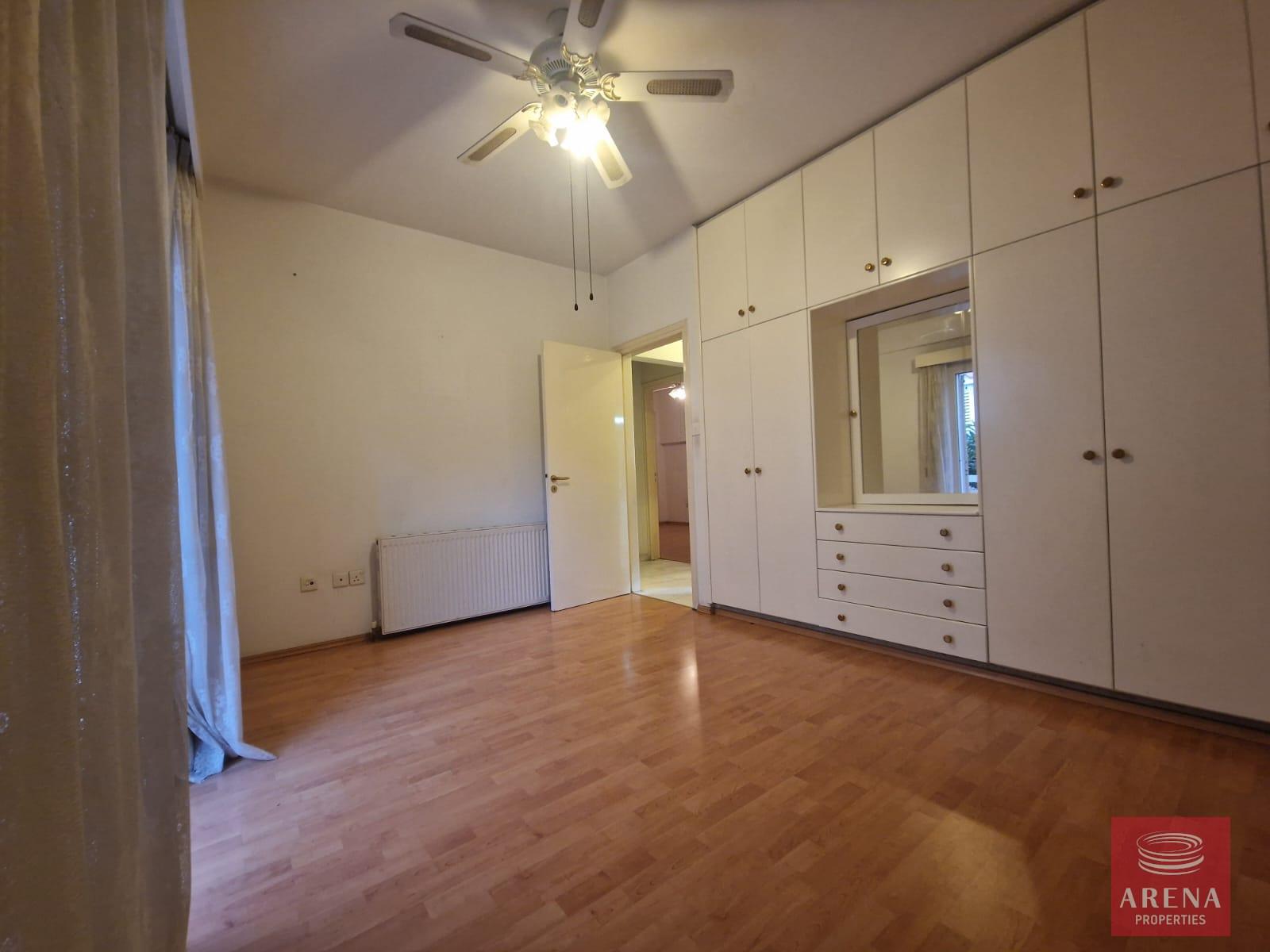 25-HOUSE-IN-VERGINA-AREA-8837