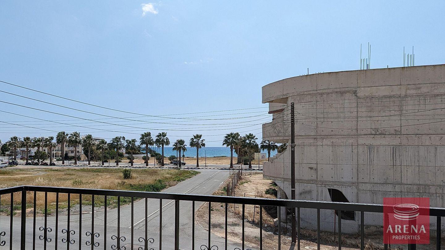 25-VILLA-IN-PYLA-6947