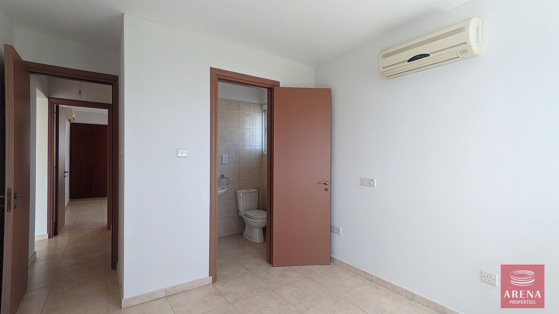 25-building-in-kiti-8178