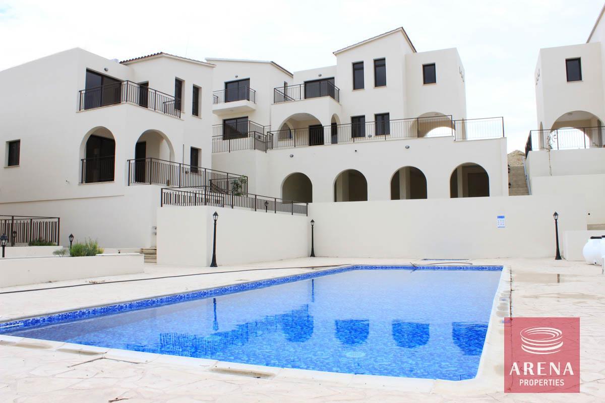 25-townhouse-in-Alaminos-6066-1