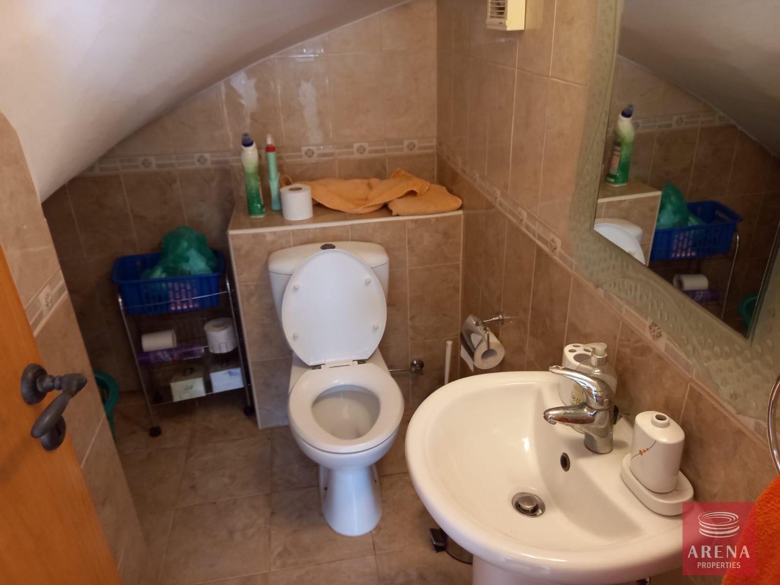 26-3-BED-VILLA-FOR-RENT-FRENAROS-8606