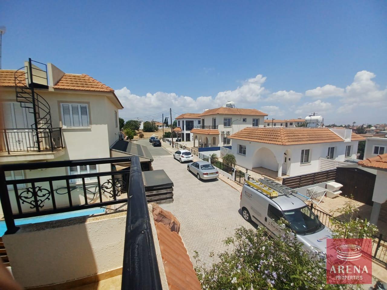 26-3-BED-VILLA-IN-AVGOROU-7036
