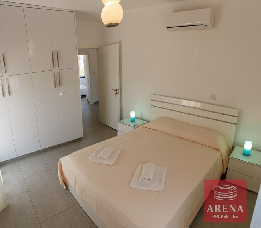 26-4-BED-VILLA-IN-CAPE-GRECO-FOR-SALE-6288