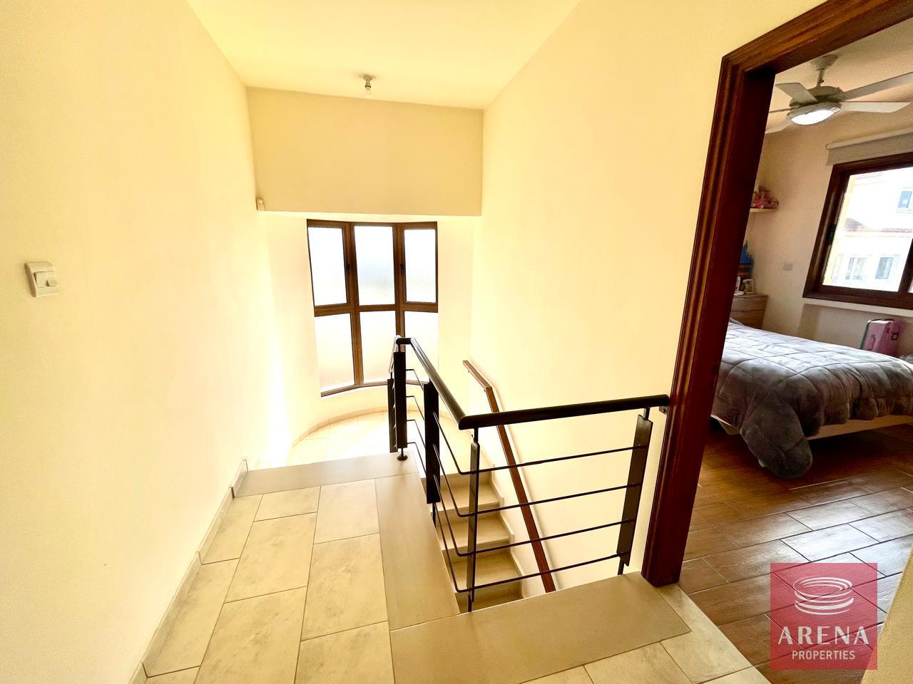 26-4-BED-VILLA-IN-KITI-8754