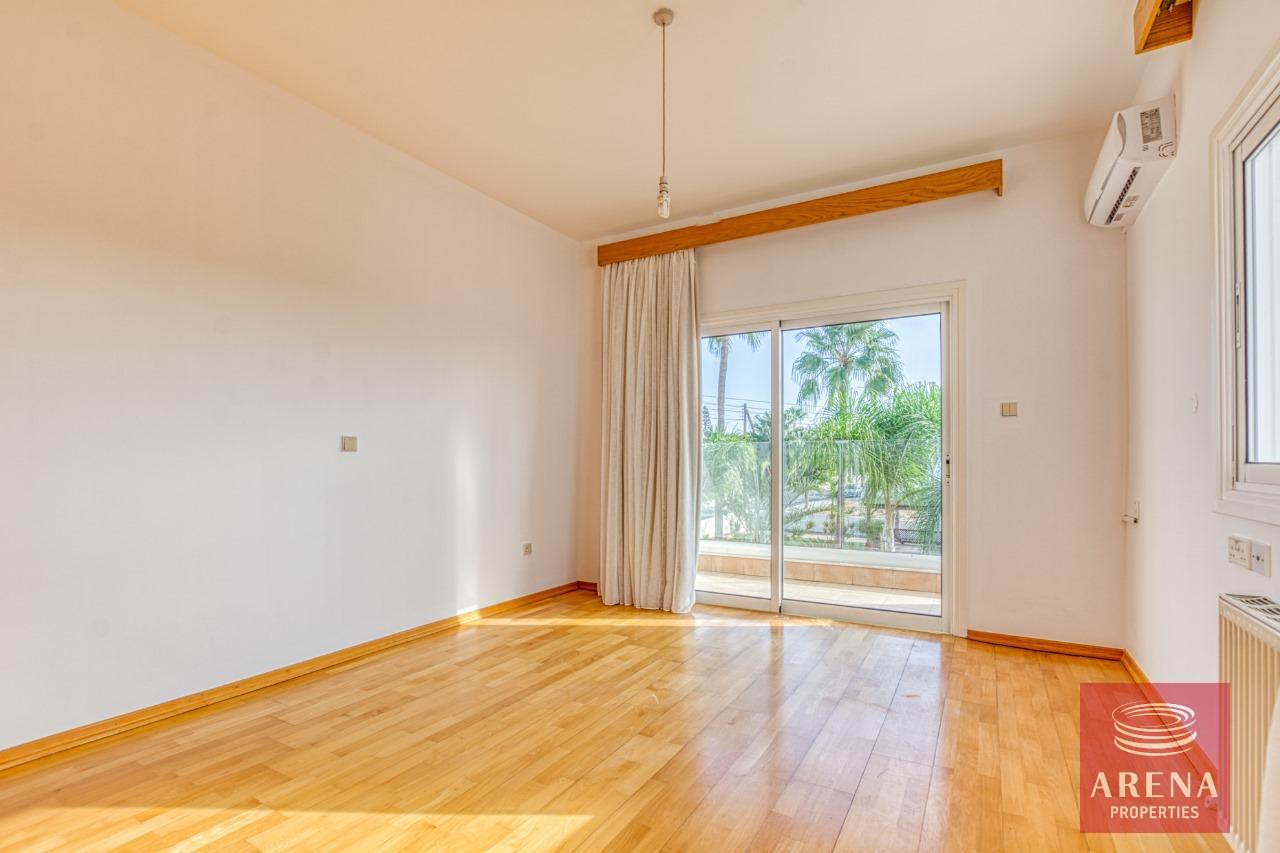 26-7-BED-VILLA-AYIA-NAPA-8418