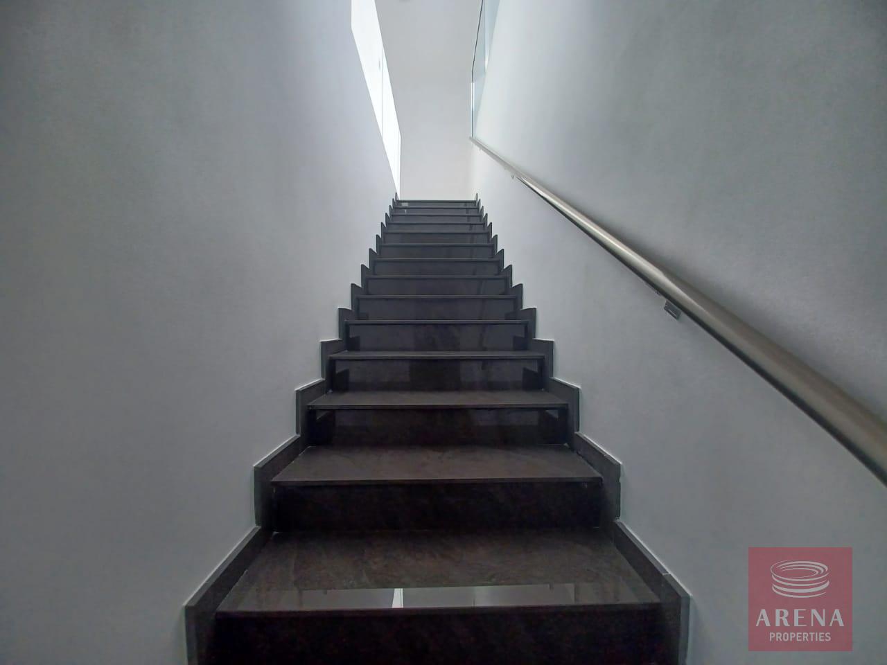 26-VILLA-FOR-RENT-ALETHRIKO-7606-2