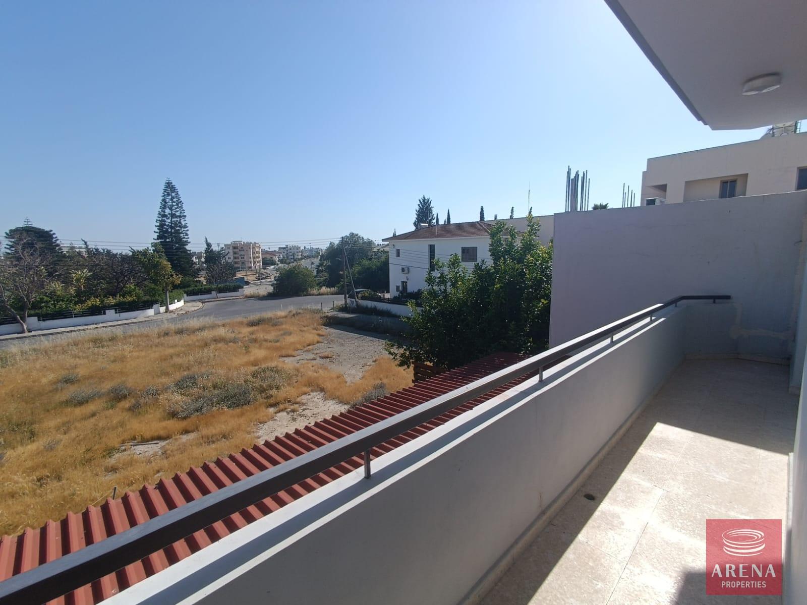 27-4-BED-HOUSE-IN-LARNACA-8013-4