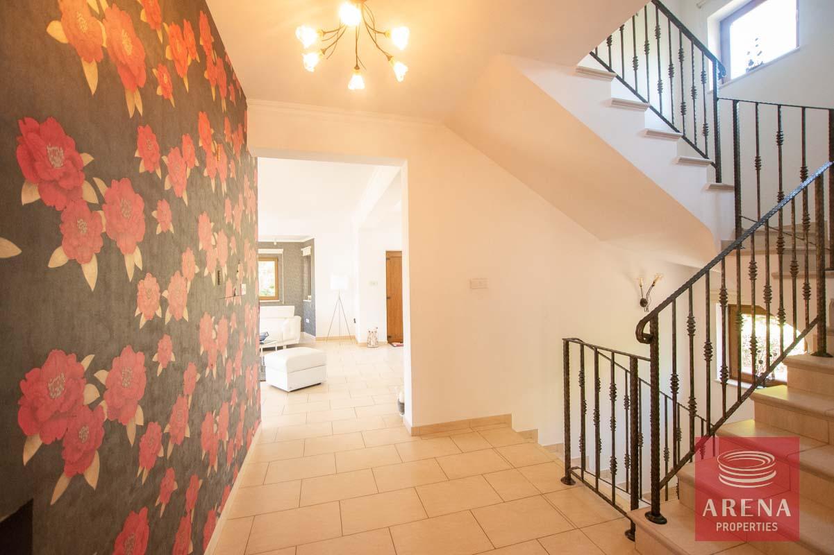 27-5-BED-villa-in-derynia-5777-4