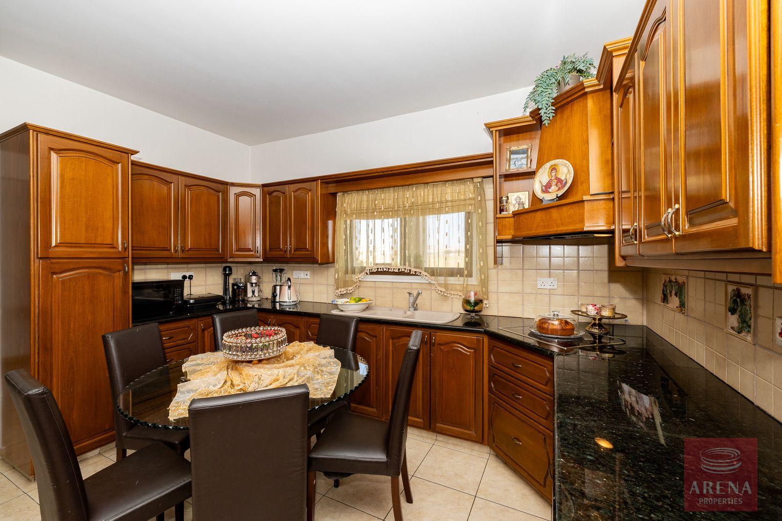 27-5-bed-villa-kiti-10152-5
