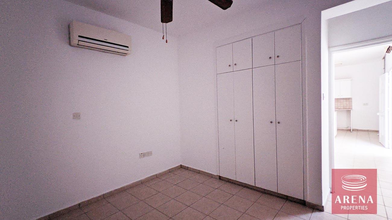 27-TOWNHOUSE-IN-PERNERA-8398