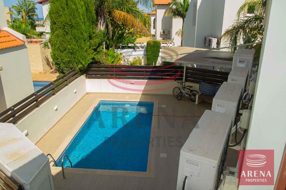 27-beautiful-villa-with-title-deeds-in-pernera-5679