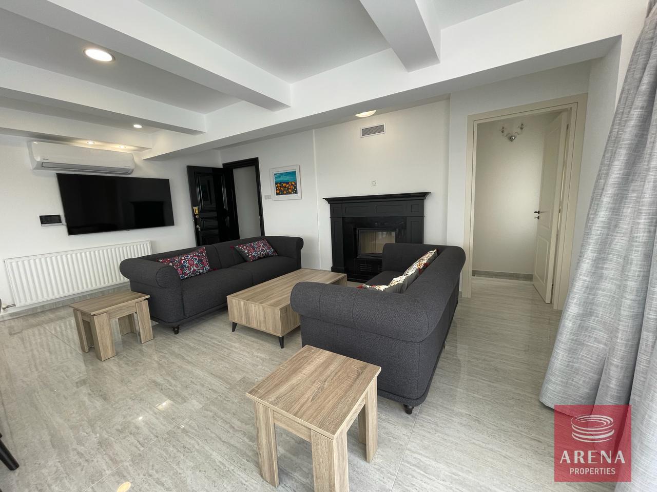 28-4-BED-DUPLEX-7774-1