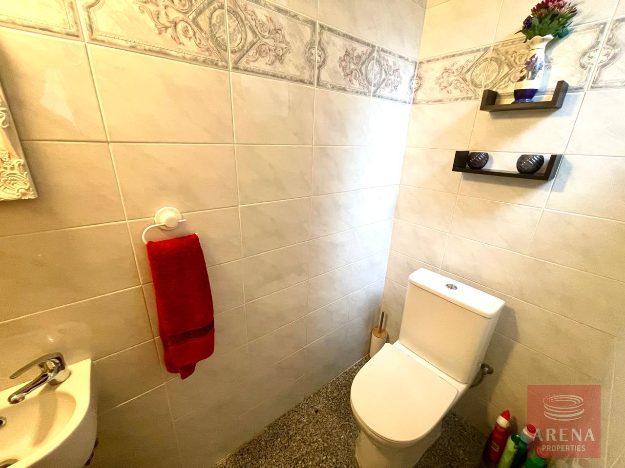 28-4-BED-VILLA-ARADIPPOU-9443