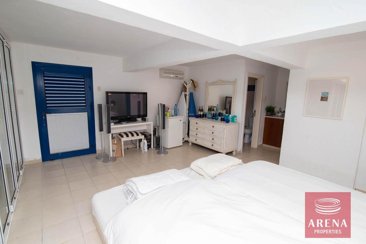 28-4-BED-VILLA-IN-AYIA-TRIADA-6445