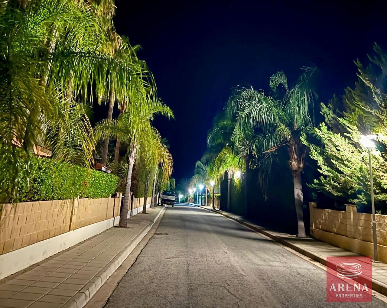 28-4-BED-VILLA-PERVOLIA-8659