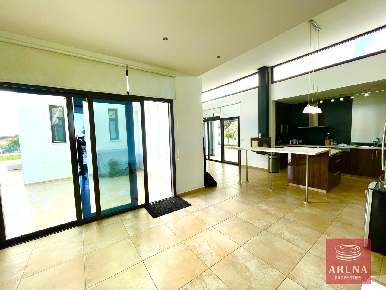 28-BUNGALOW-IN-SKARINOU-8892