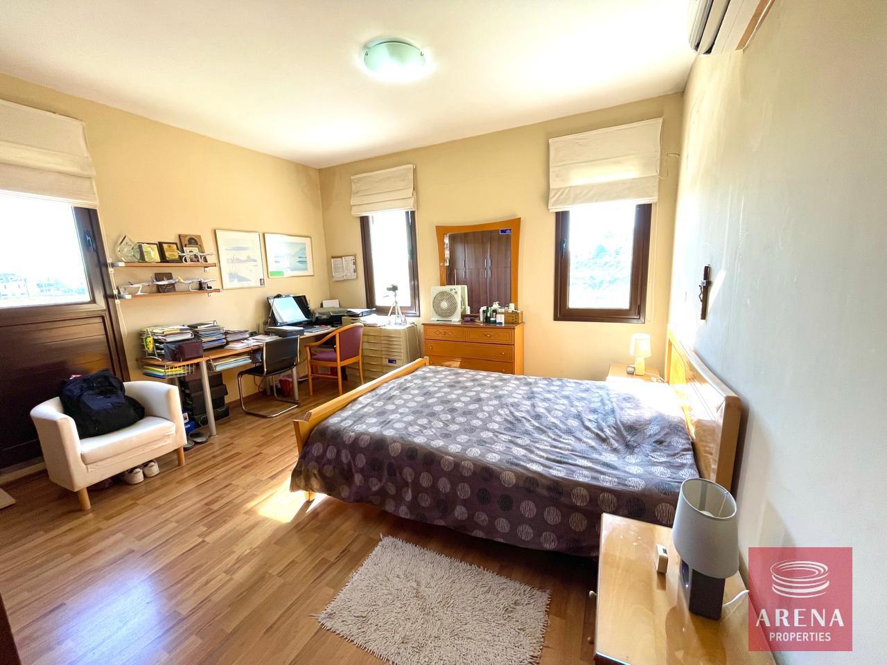 28-Villa-in-Livadia-8849