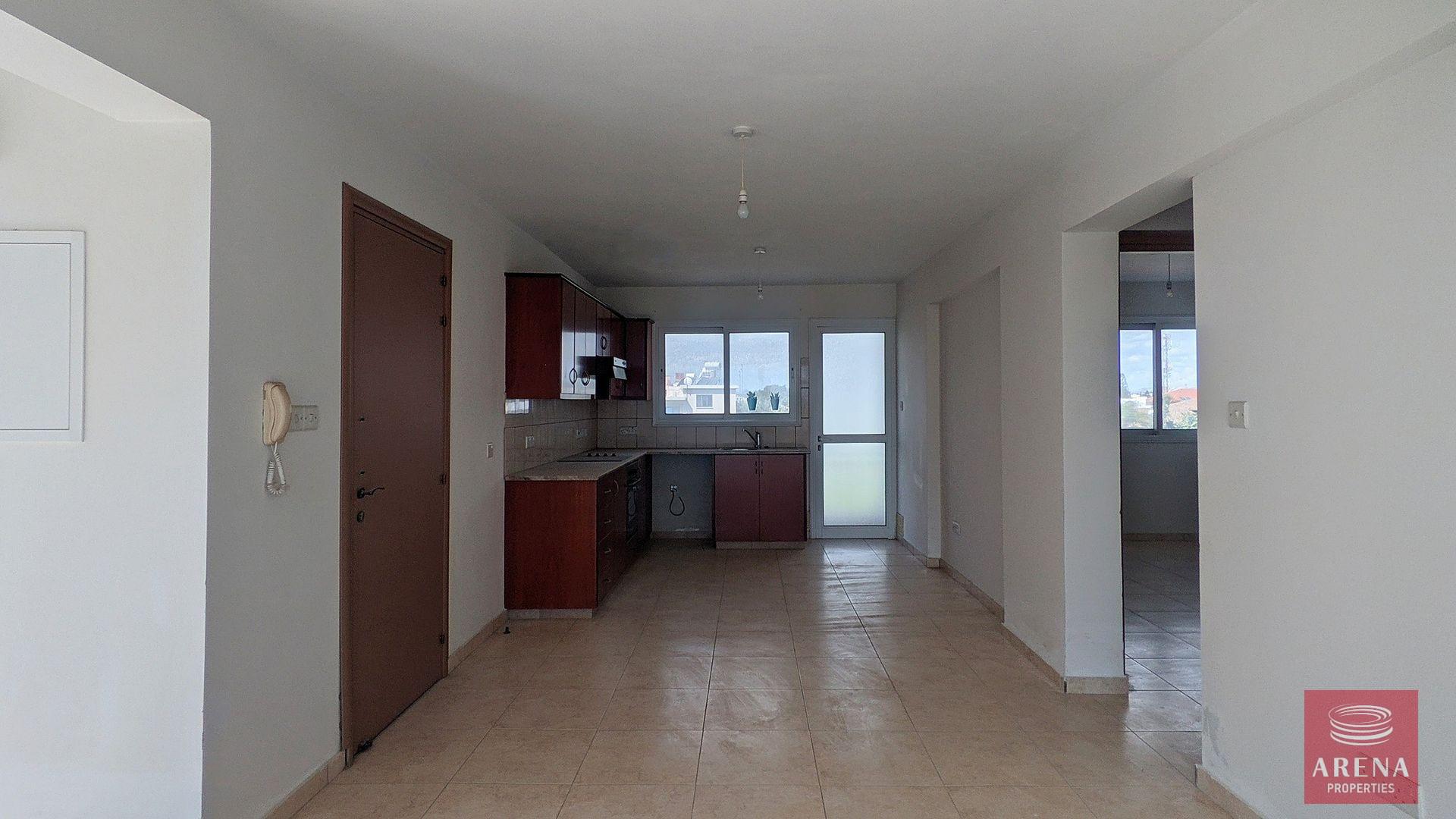 28-building-in-kiti-8178