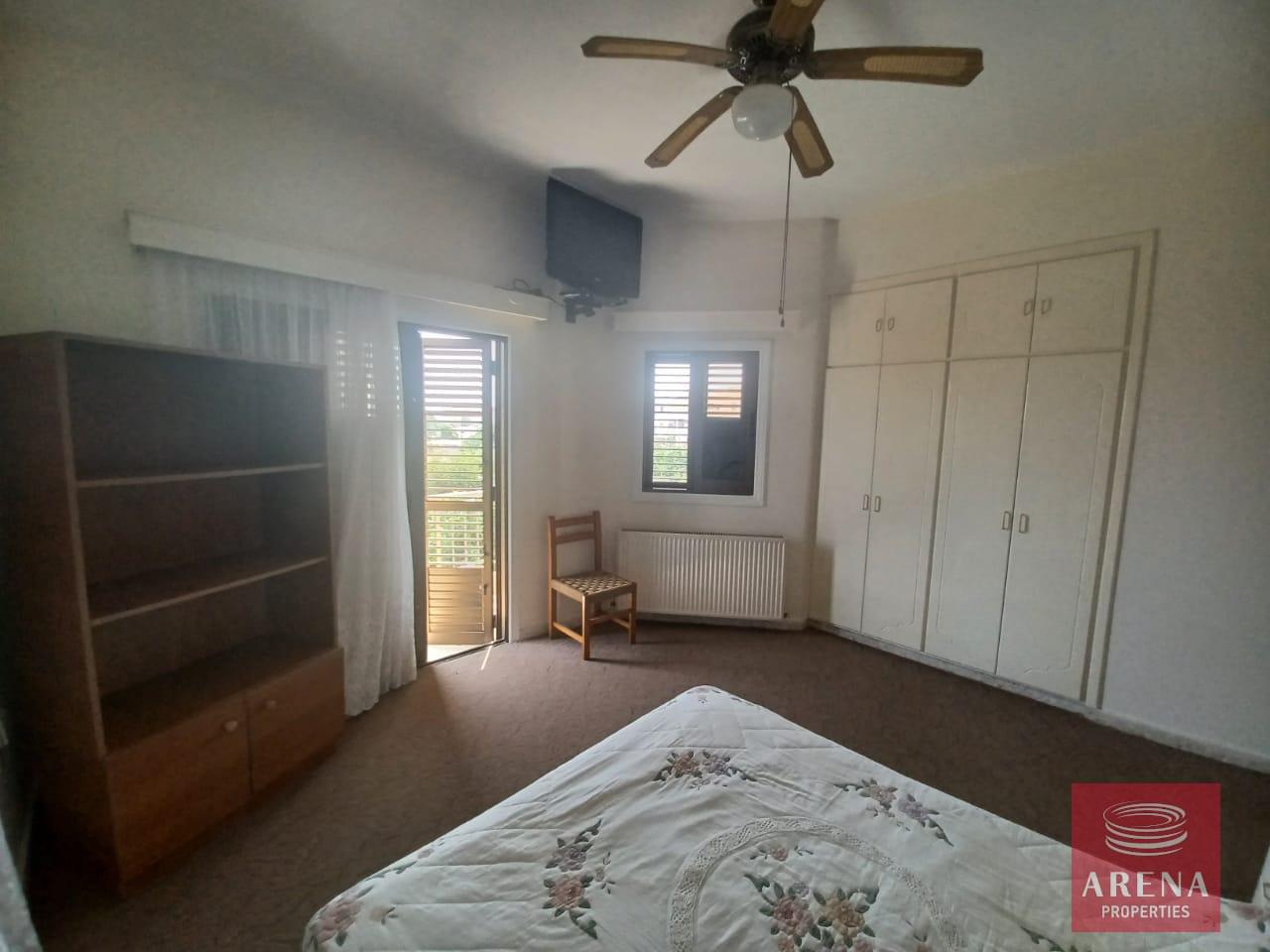 29-3-BED-HOUSE-IN-DERYNIA-7162