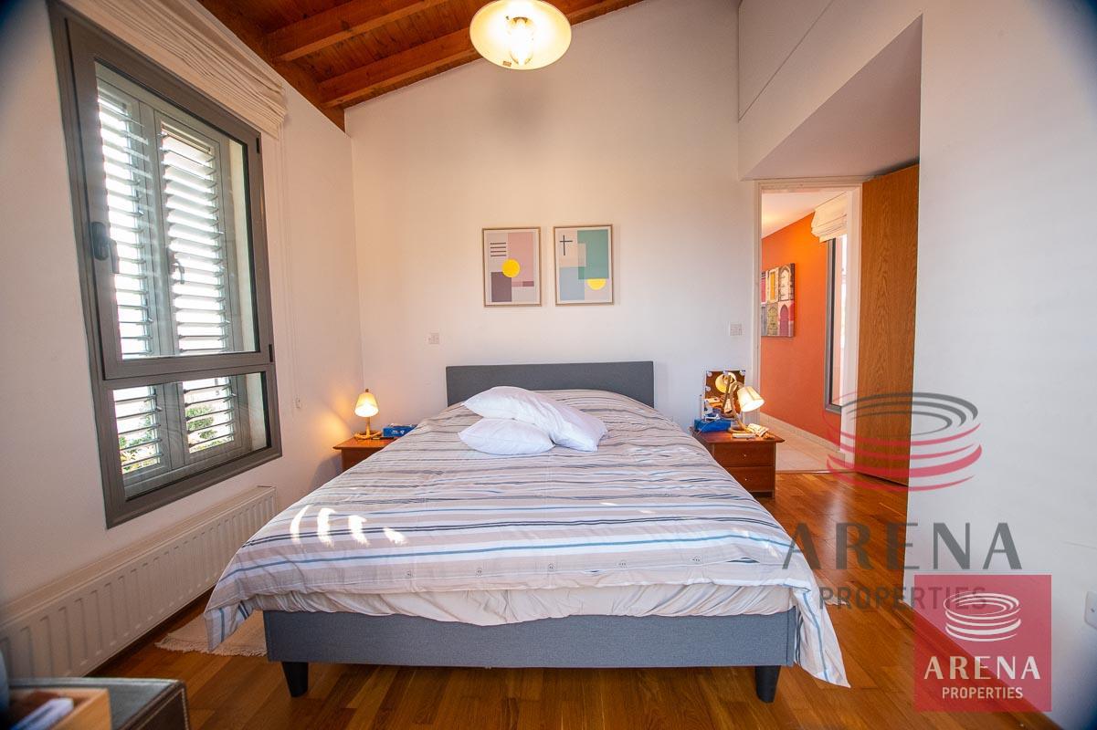 29-3-Bed-villa-in-ayia-thekla-5700