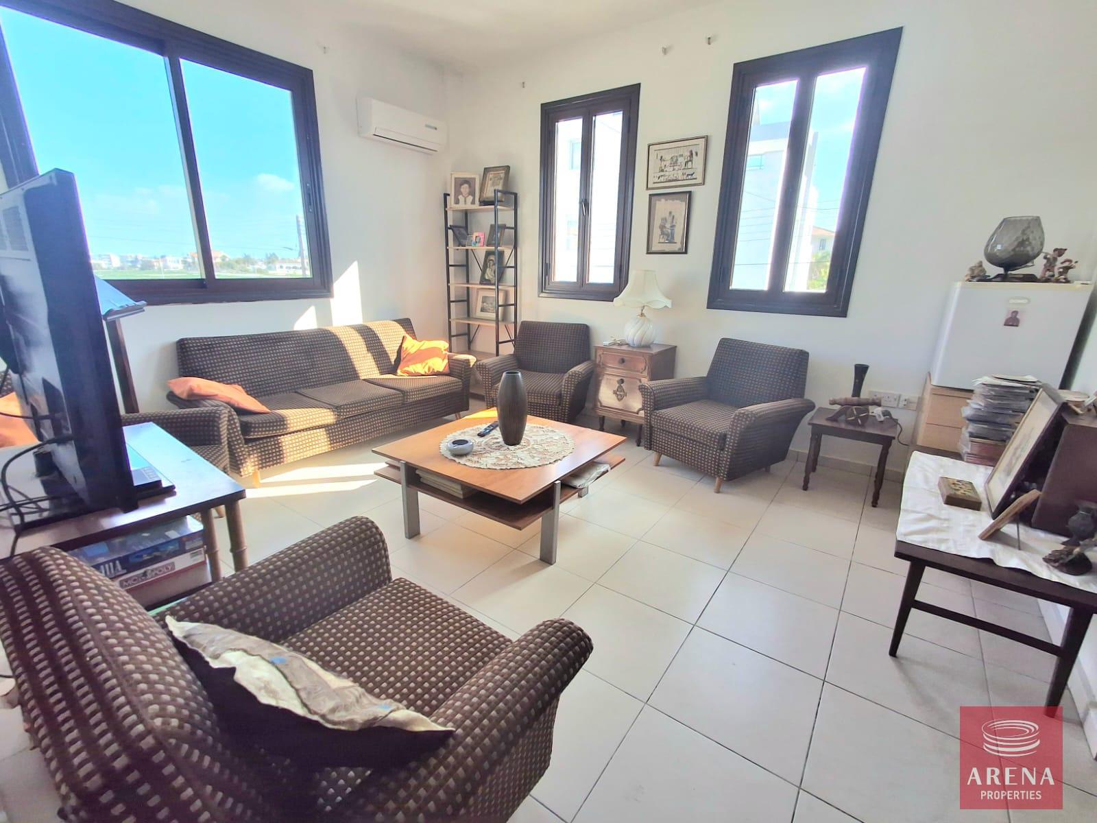 29-5-BED-VILLA-KRASAS-9152