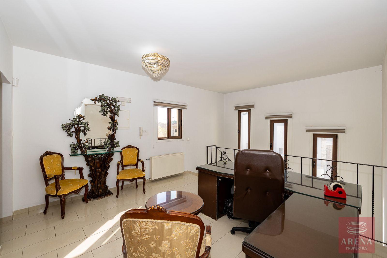 29-5-bed-villa-kiti-10152-5