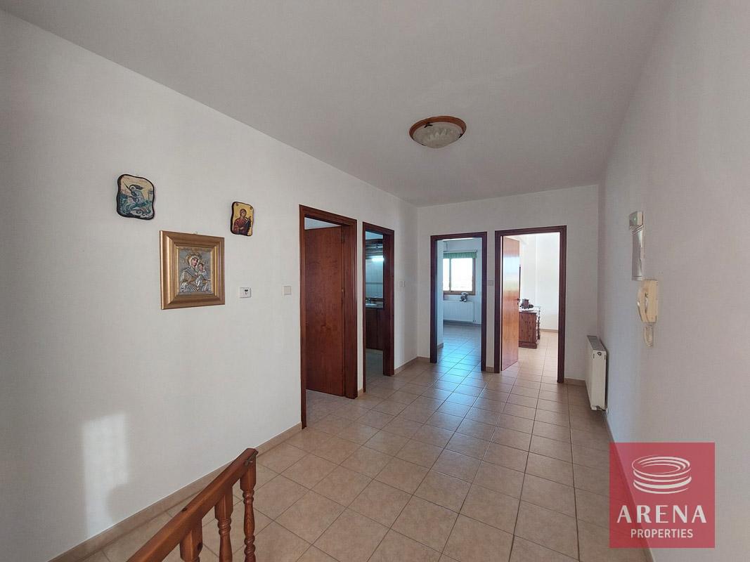 29-6-bed-villa-in-xylofagou-7278-1