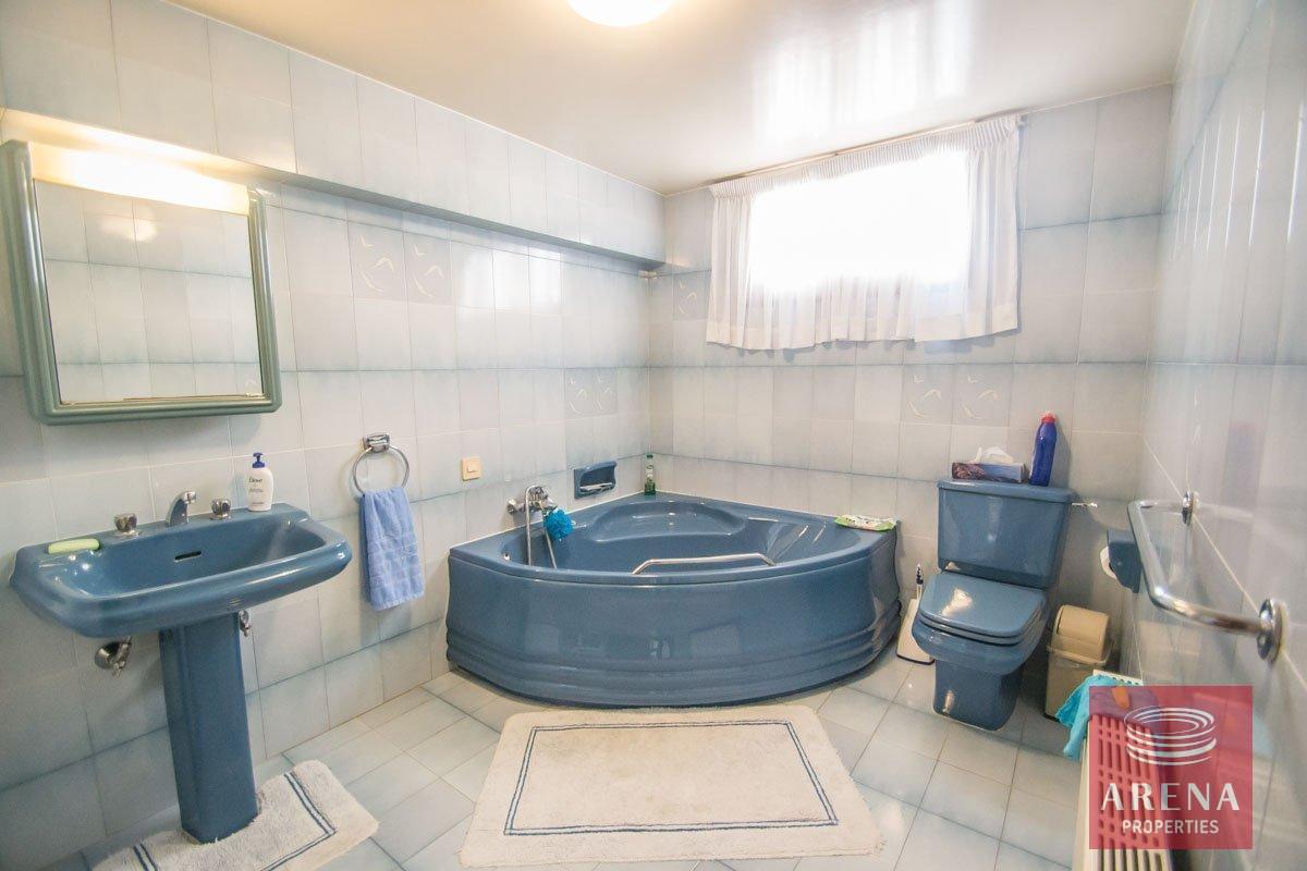 29-VILLA-IN-FANEROMENY-3803