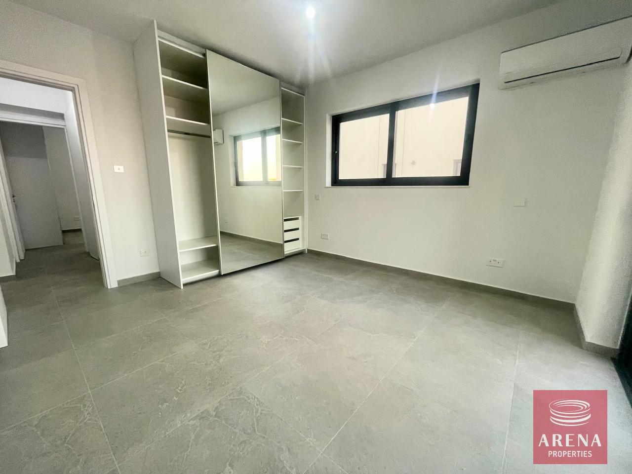 3-2-BED-APT-ARADIPPOU-8661-1
