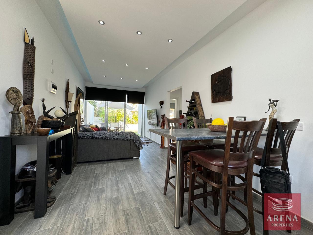 3-2-BED-APT-PARALIMNI-6217