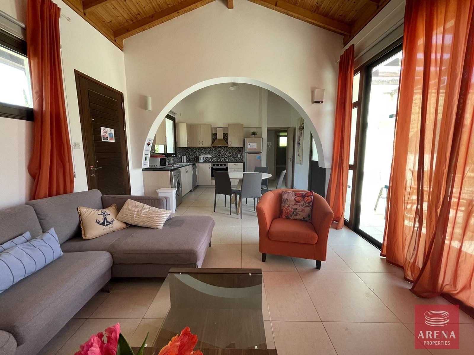 3-2-BED-BUNGALOW-IN-AYIA-THEKLA-7258