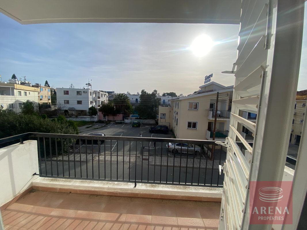 3-2-BED-FLAT-IN-kapparis-6751-2