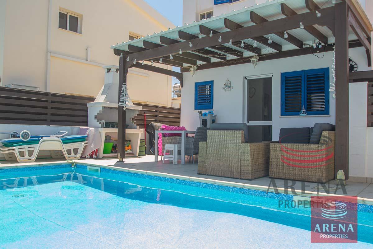 3-2-BED-VILLA-IN-PERNERA-5723