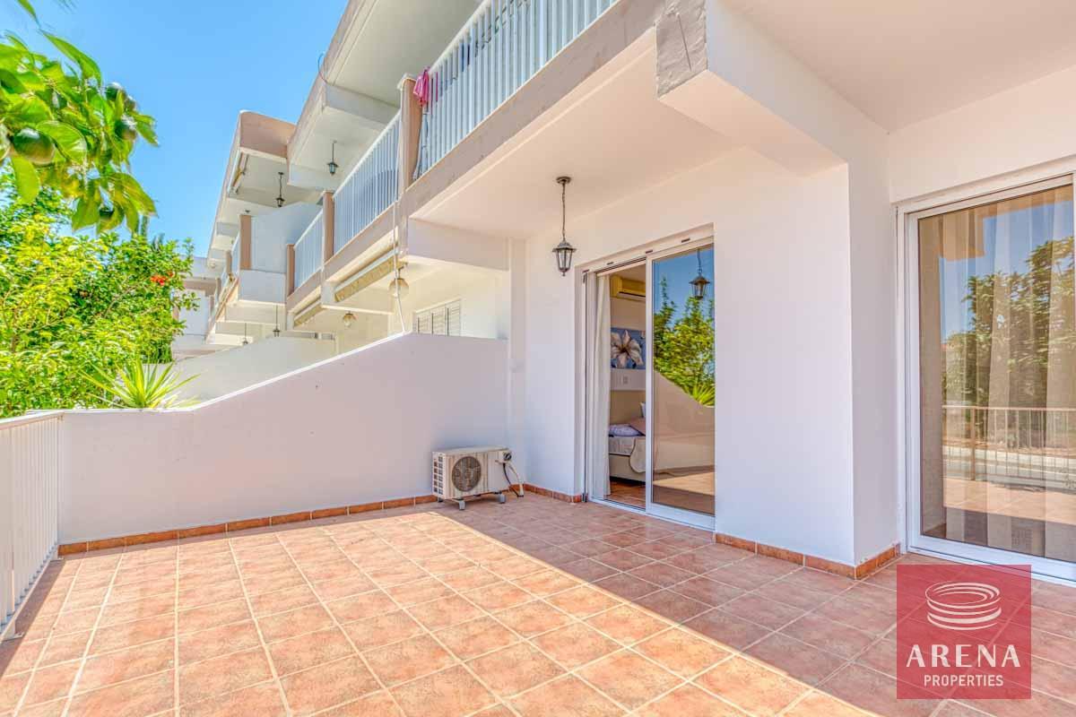 3-2-bed-apt-with-Title-Deeds-in-Paralimni-5864-1