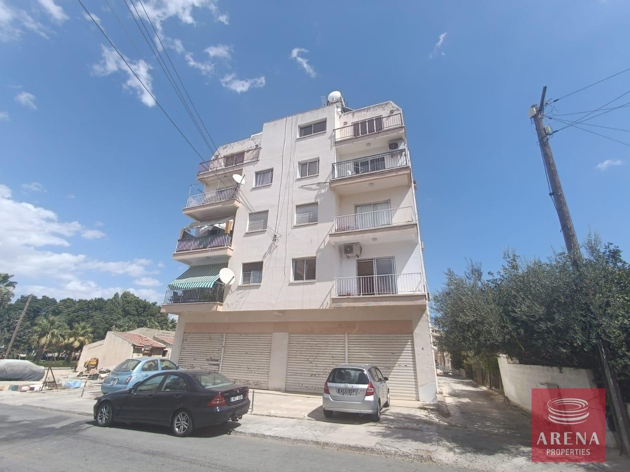 3-3-BED-APT-LARNACA-8542