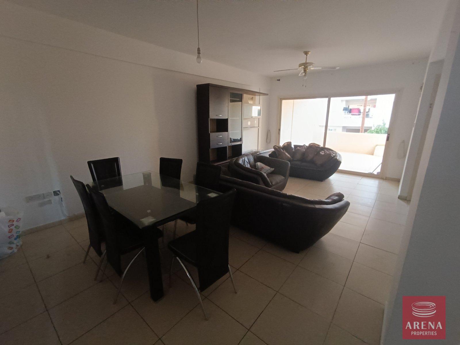 3-3-BED-APT-LARNACA-8847-1