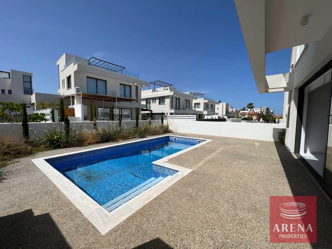 3-3-BED-VILLA-IN-PERNERA-7107