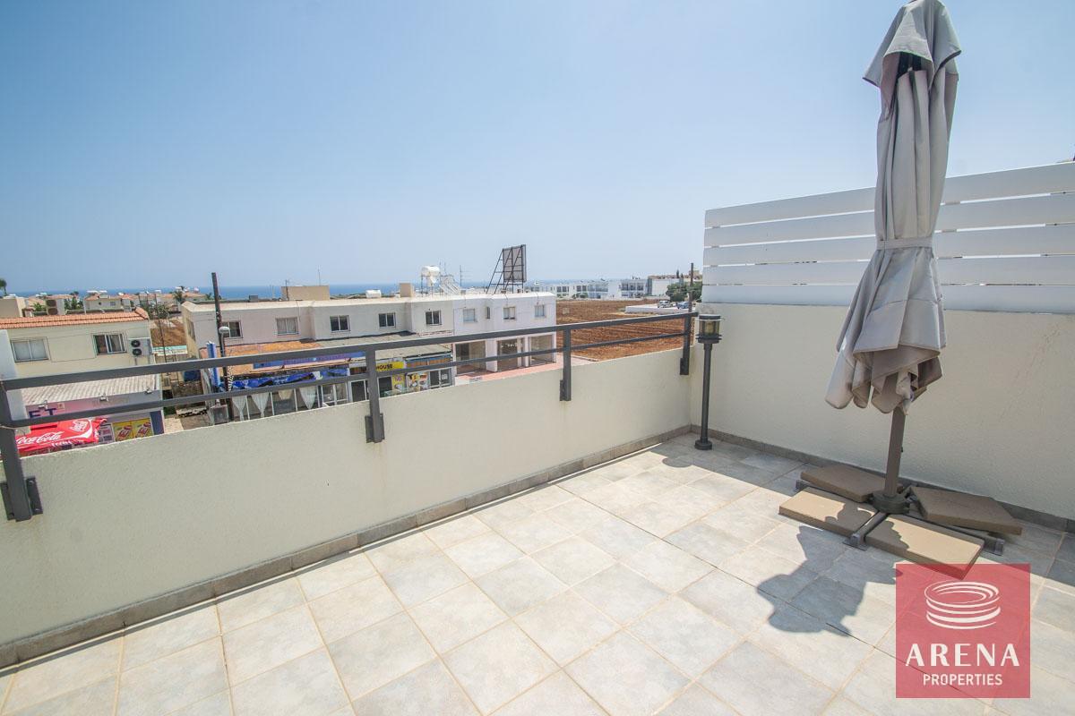 3-3-bed-penthouse-in-kapparis-3819-1